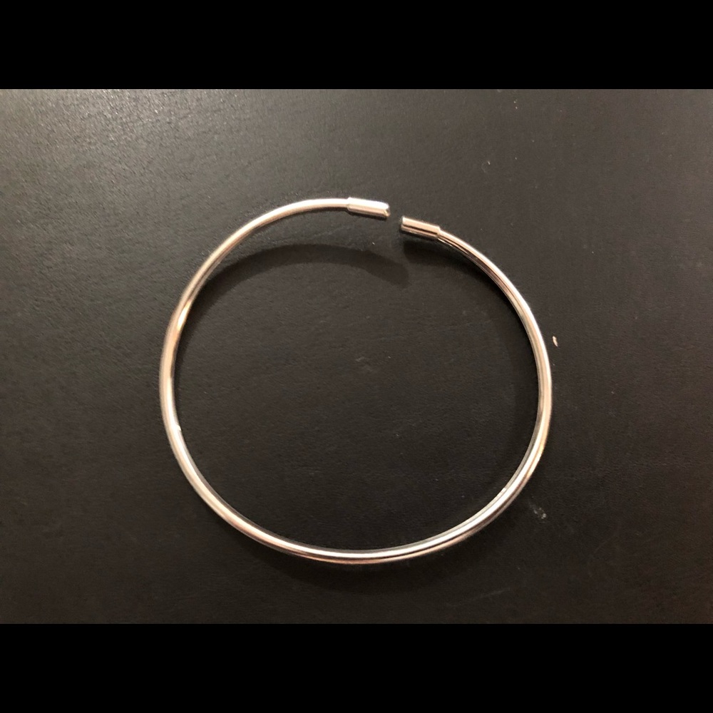 🥰 4/$25 - Thin Adjustable Bangle